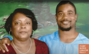 Dortell Williams (Right) pictured with his mother Cheryl Joe (left) (Photo: freedortellwilliams.com)